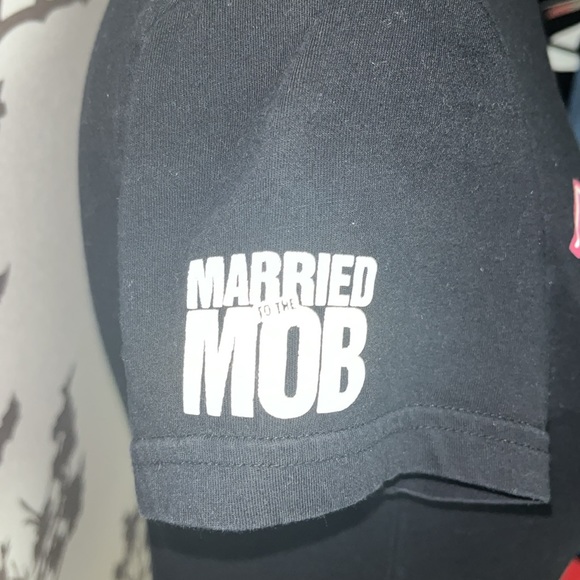 Married to the Mob (MOB) Size Small Black Graphic T-Shirt ‼️PRICE DROP‼️$32 - Picture 3 of 11